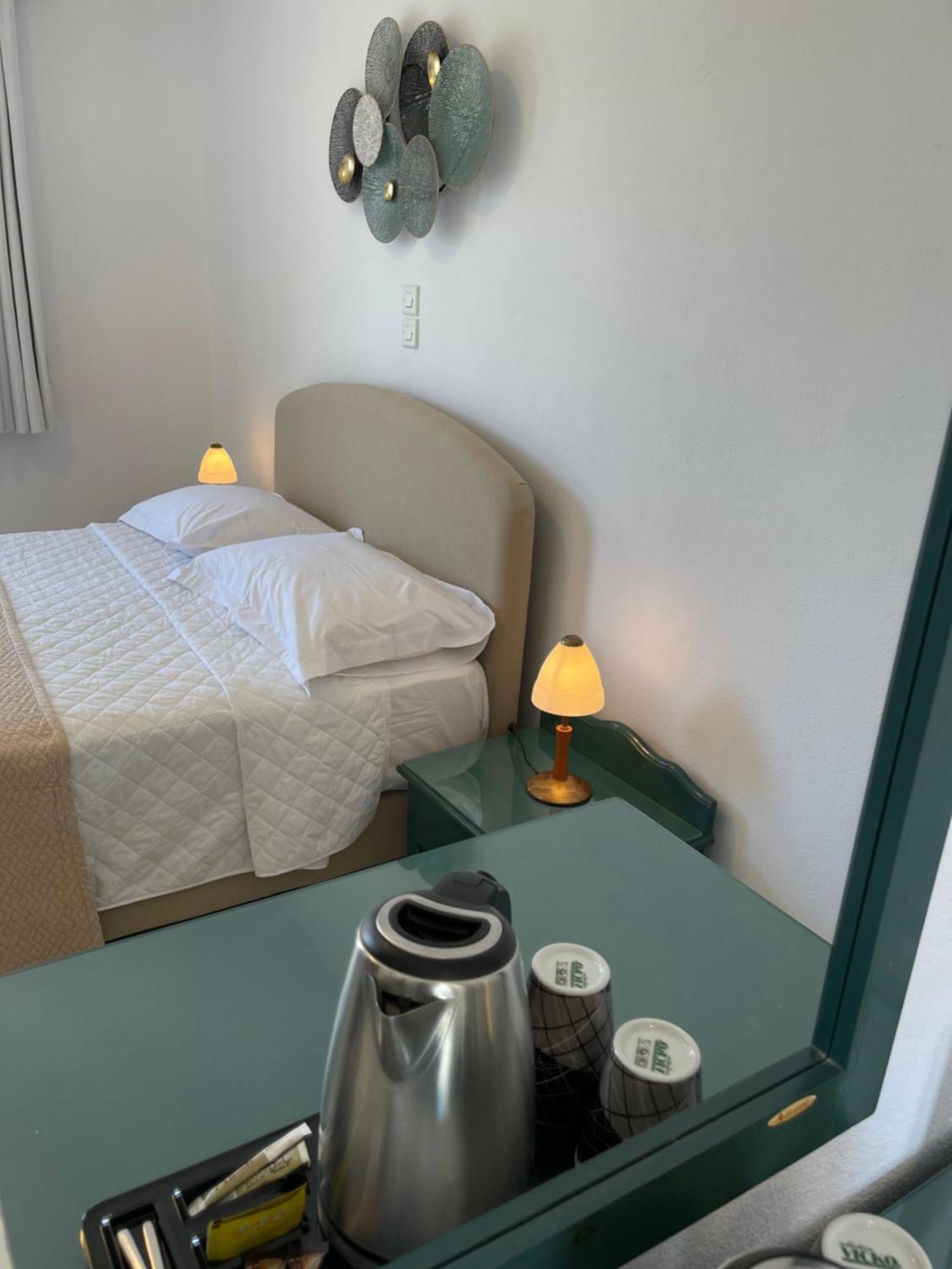 Venikouas Hotel Platis Gialos  Eksteriør billede